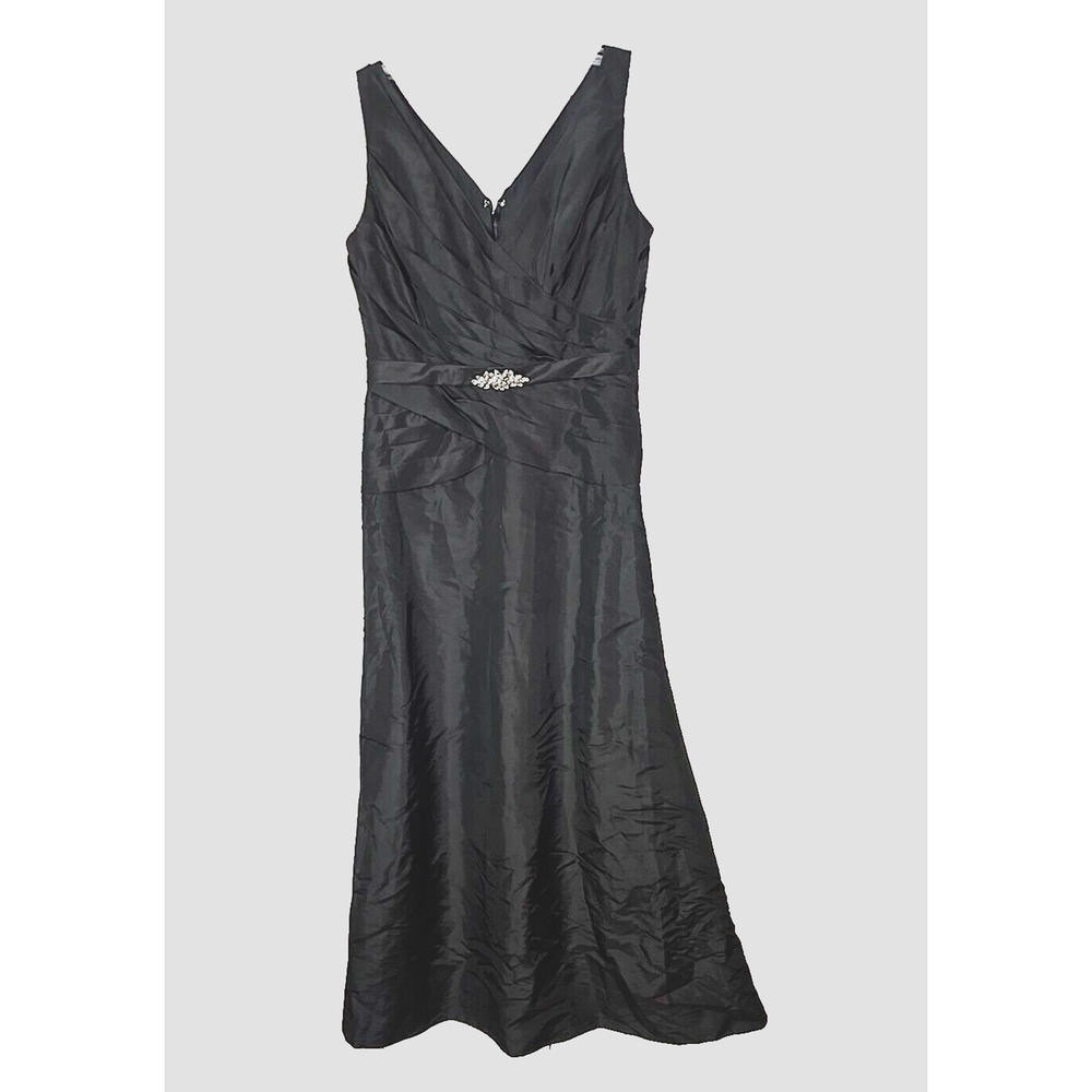 NWT Jade Couture By Jasmine‎ Black V-Neck Luxe Taffeta Formal Prom Dress SZ 10